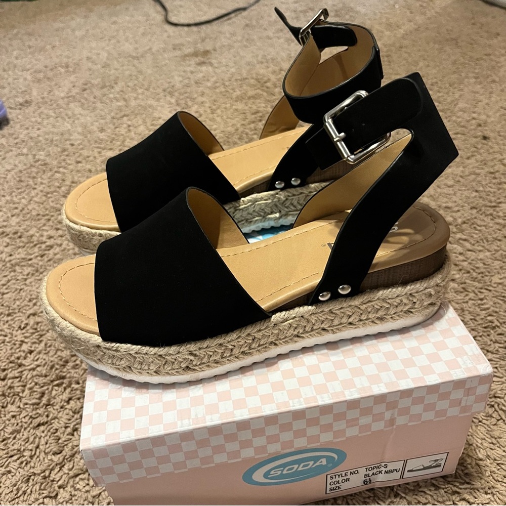 women’s Espadrille Sandals